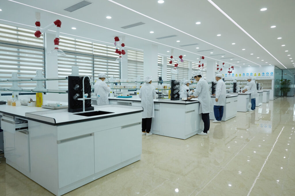 custom skincare manufacturer
